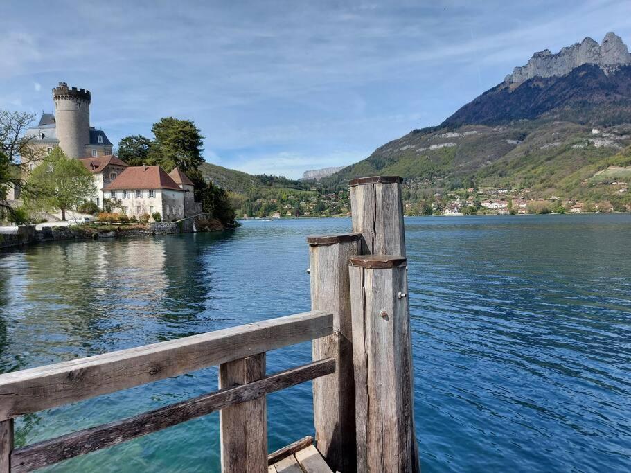 Charmant Et Spacieux Appartement A Quelques Pas Du Lac Duingt Eksteriør billede