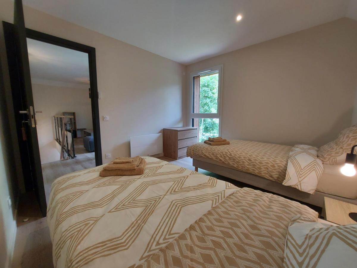 Charmant Et Spacieux Appartement A Quelques Pas Du Lac Duingt Eksteriør billede