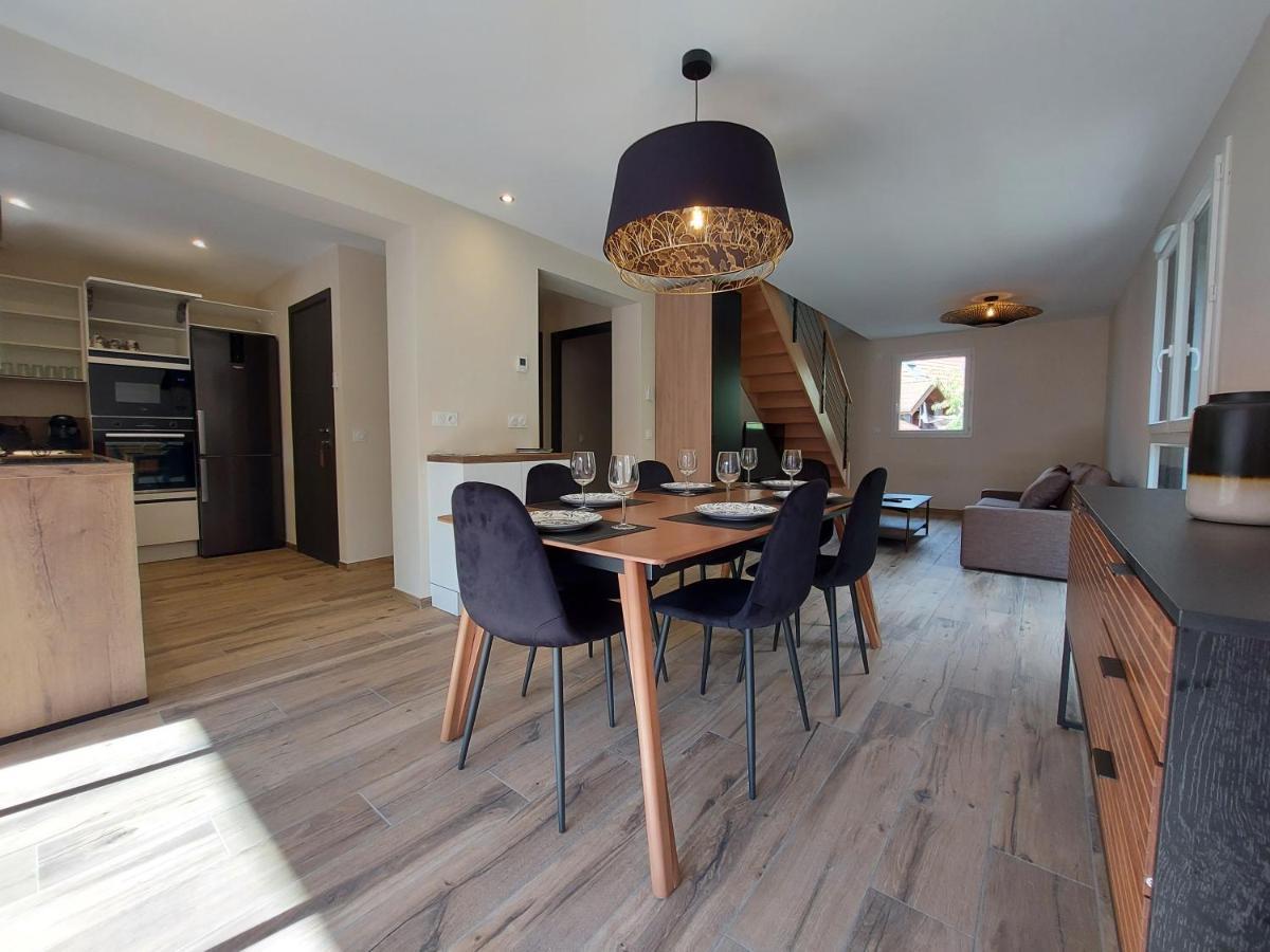 Charmant Et Spacieux Appartement A Quelques Pas Du Lac Duingt Eksteriør billede